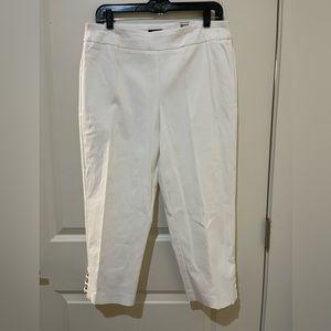 JM Collection Capri Comfort Waistband in color White, size M.
